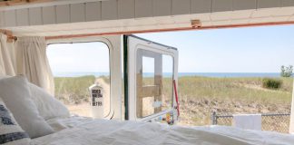 Wissenschaft und Sport der Bumerangs, er hat alles selbst gemacht